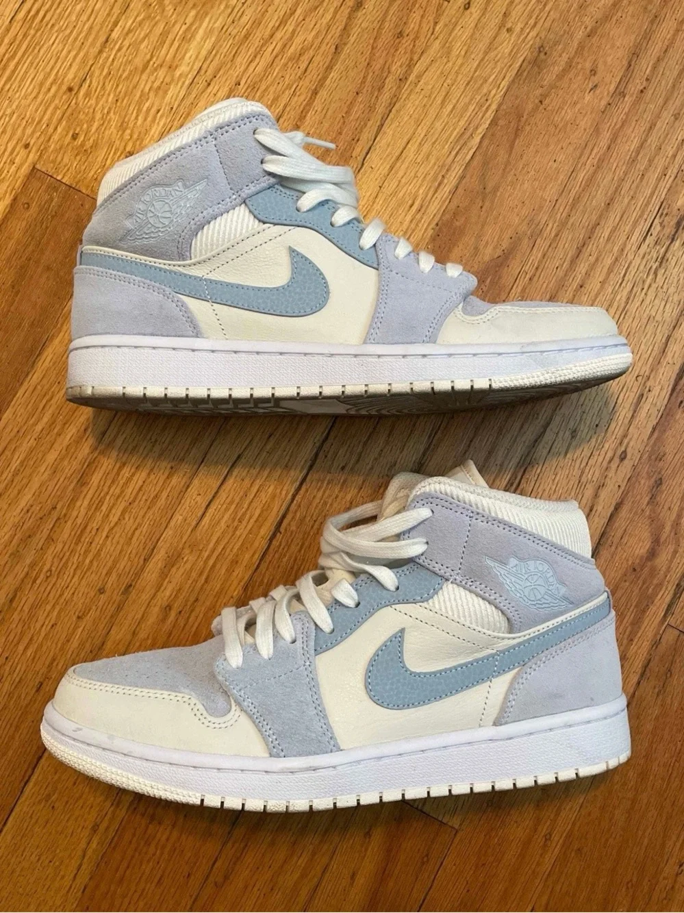2020 Air Jordan 1 Mid SE Sail Light Blue'